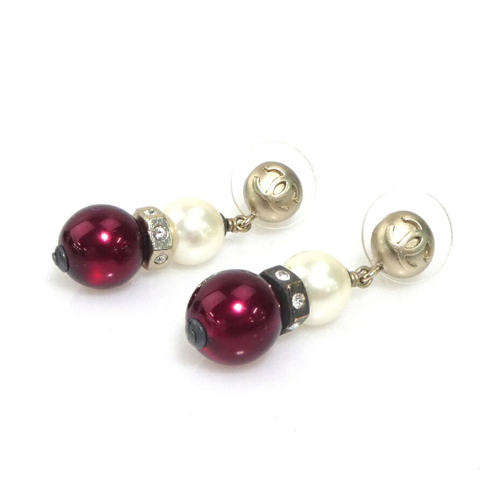 CHANEL Authentic White Pearl Logo Earrings - Picture 2 of 5